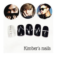 ★ Kimber's nails ★
---- 誰說男生不能做指甲 ----
韓國超火紅的Bigbang成員 GD、TOP
以及台灣的羅志祥、小鬼都有做指甲唷
還以為美甲是女生的專利嗎
那你就Low掉囉 👎🏻👎🏻👎🏻👎🏻
#nail#nails#kimbernails
#heart#black#boynails
#光療#光療凝膠